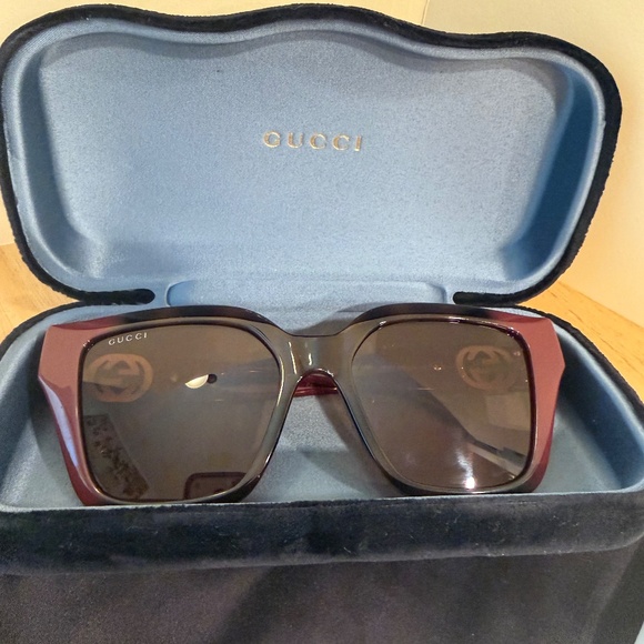 Gucci Women\'s GG1023S sunglasses, Brown/Burgandy, Cat Eye, Made In Italy main image 8